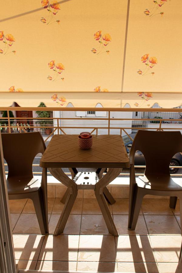 Langi Apartments Mesolóngion Dış mekan fotoğraf