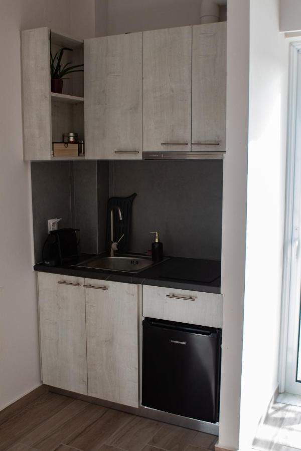 Langi Apartments Mesolóngion Dış mekan fotoğraf